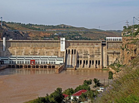 ɽ�����կˮ����Ŧ